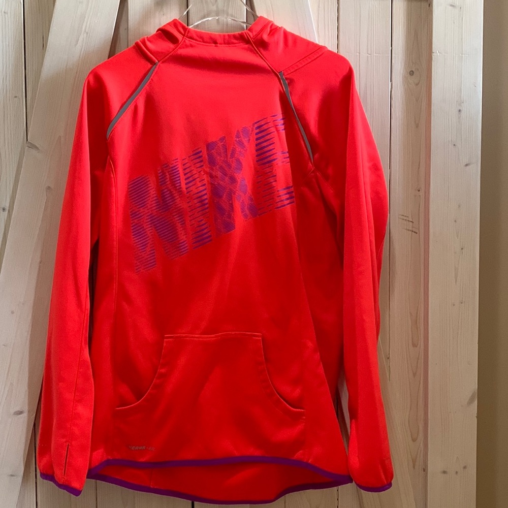 Neon coral Nike therma fit hoodie